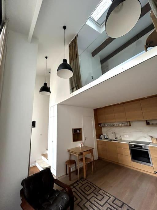 Apartment Elegant Loft-duplex Pour 2/3 Personnes *